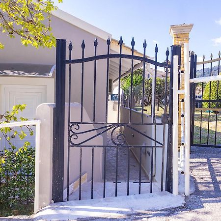 Ad Homes Agios Gordios  Ngoại thất bức ảnh